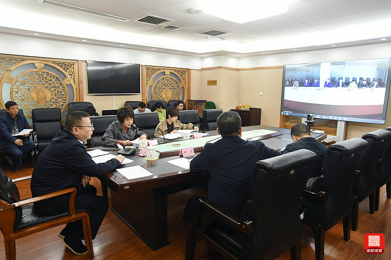 2021年3月11日，元方與理想汽車創(chuàng)始人沈亞楠視頻會談  張莉 攝.jpg