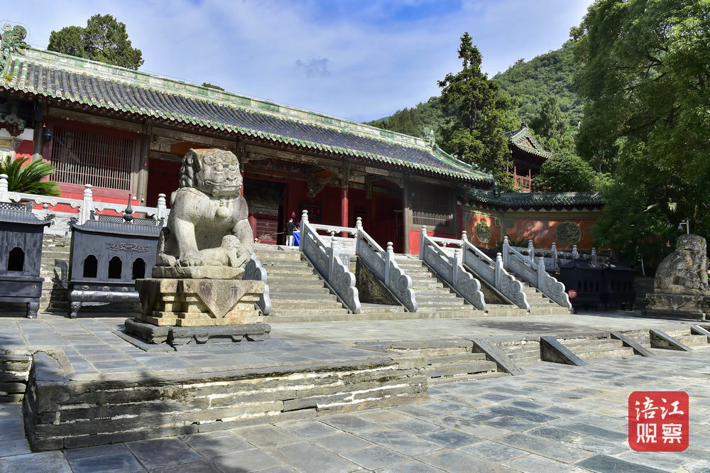 行進(jìn)涪江——平武報(bào)恩寺2_1.jpg